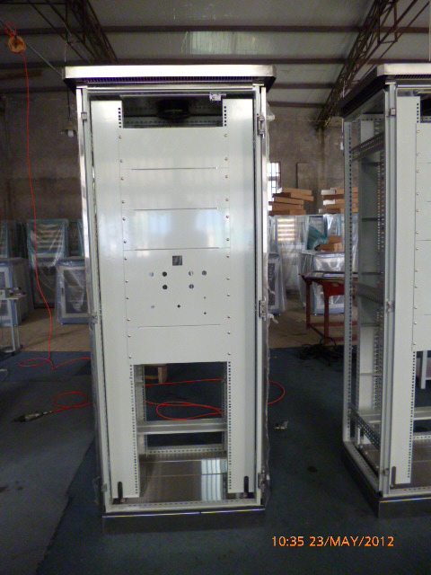 SUS304不銹鋼機柜